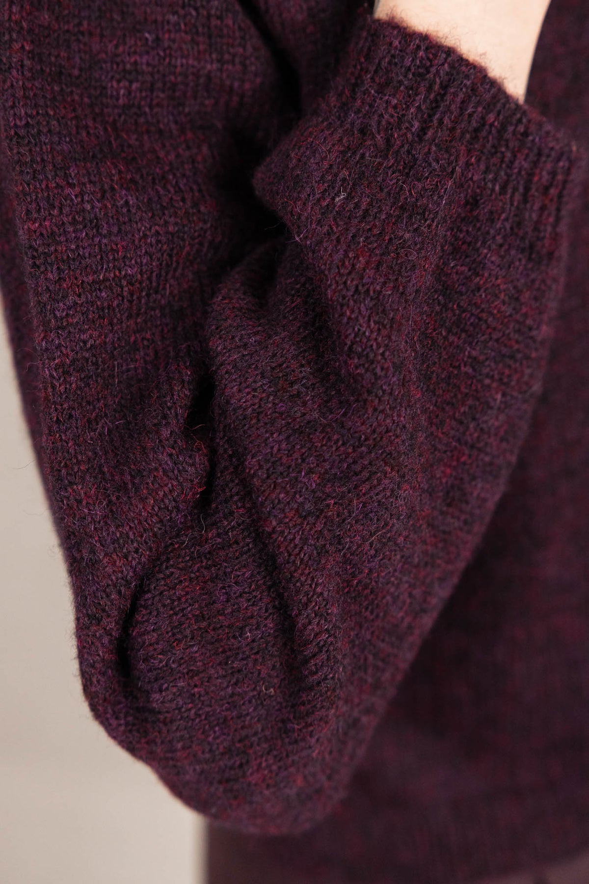 Baby-Alpaka Strickcardigan Sullana Brombeer