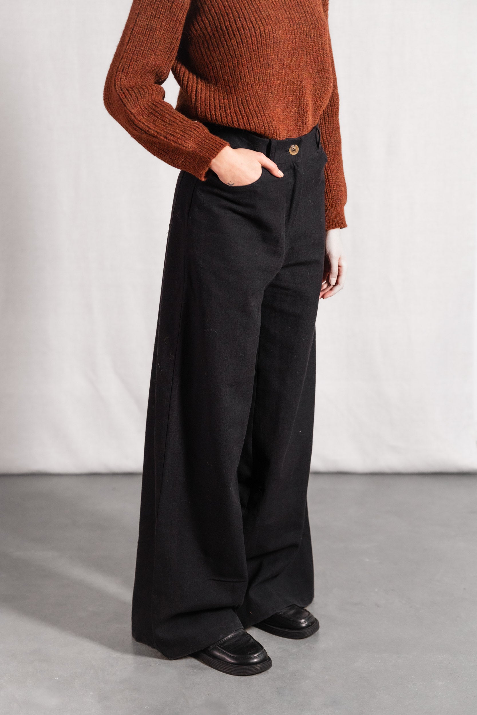 Bio-Baumwoll Hose Tarani Schwarz