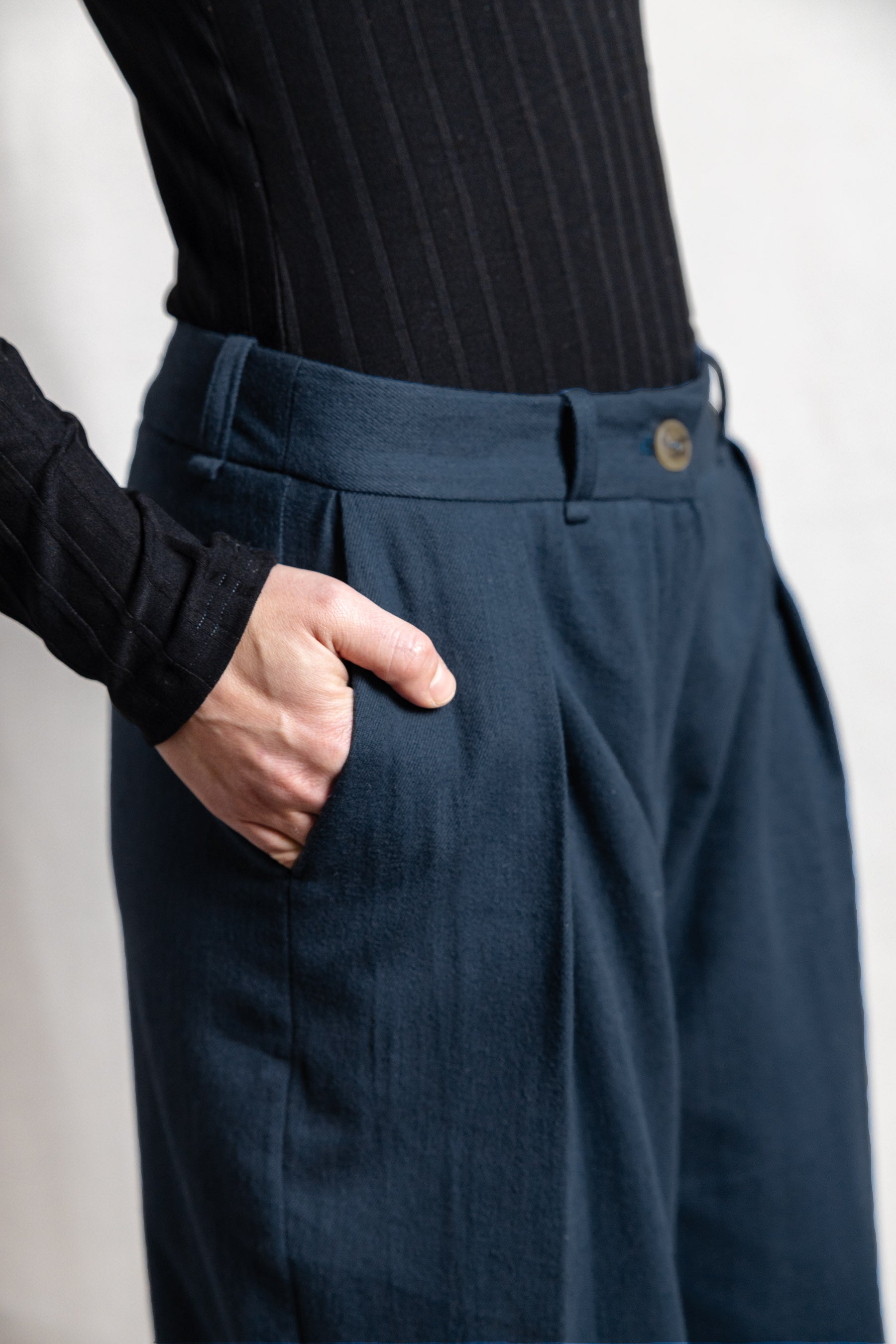 Bio-Baumwoll Hose Meghana Grau-Blau