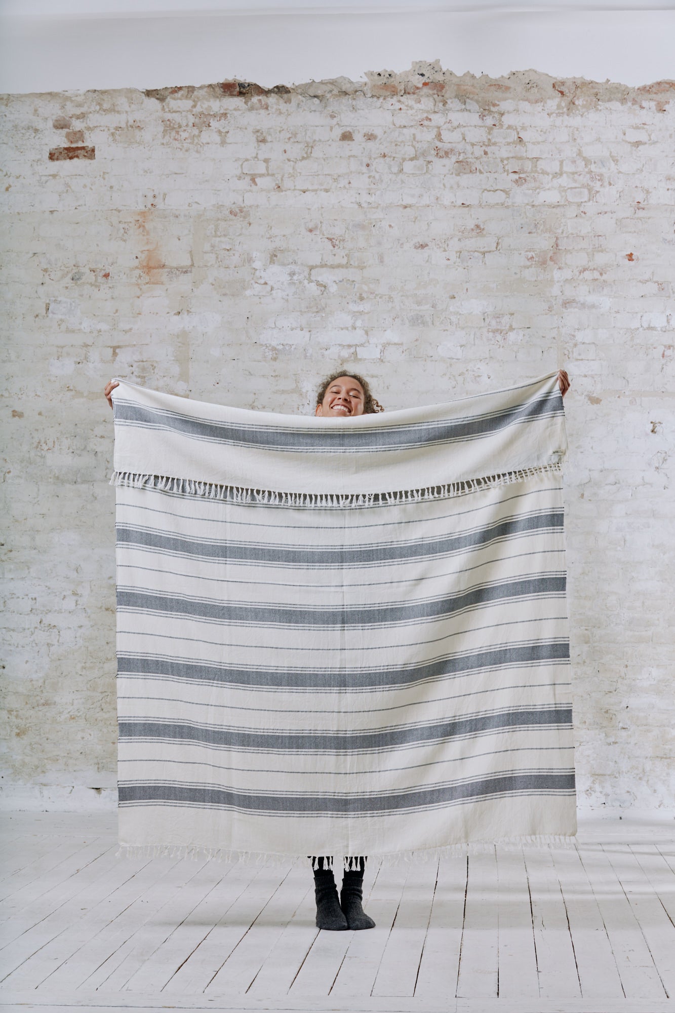 Cotton blanket Suhany weave pattern black/white