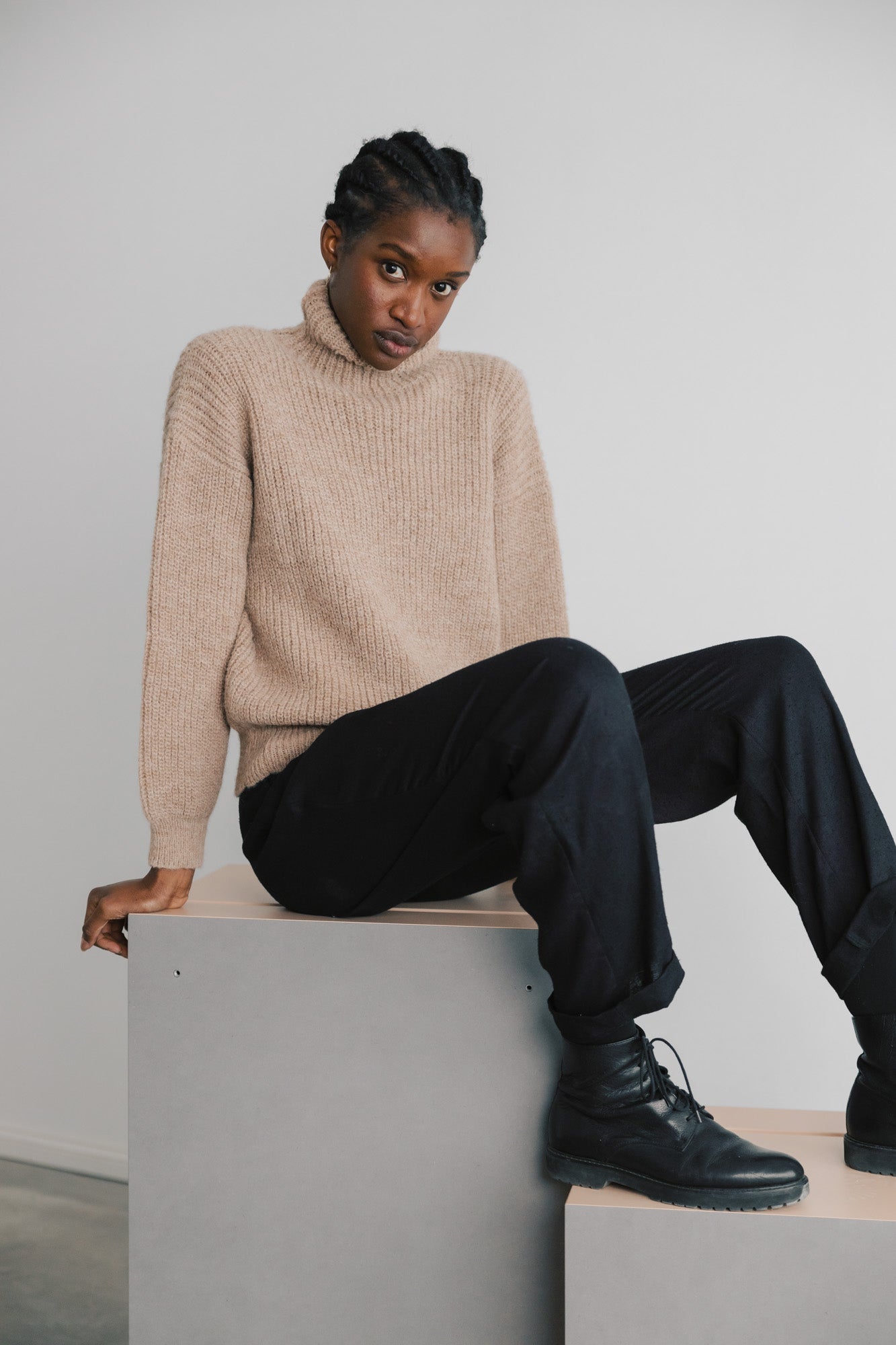 Baby Alpaca Turtleneck Knitted Sweater Suave Sand