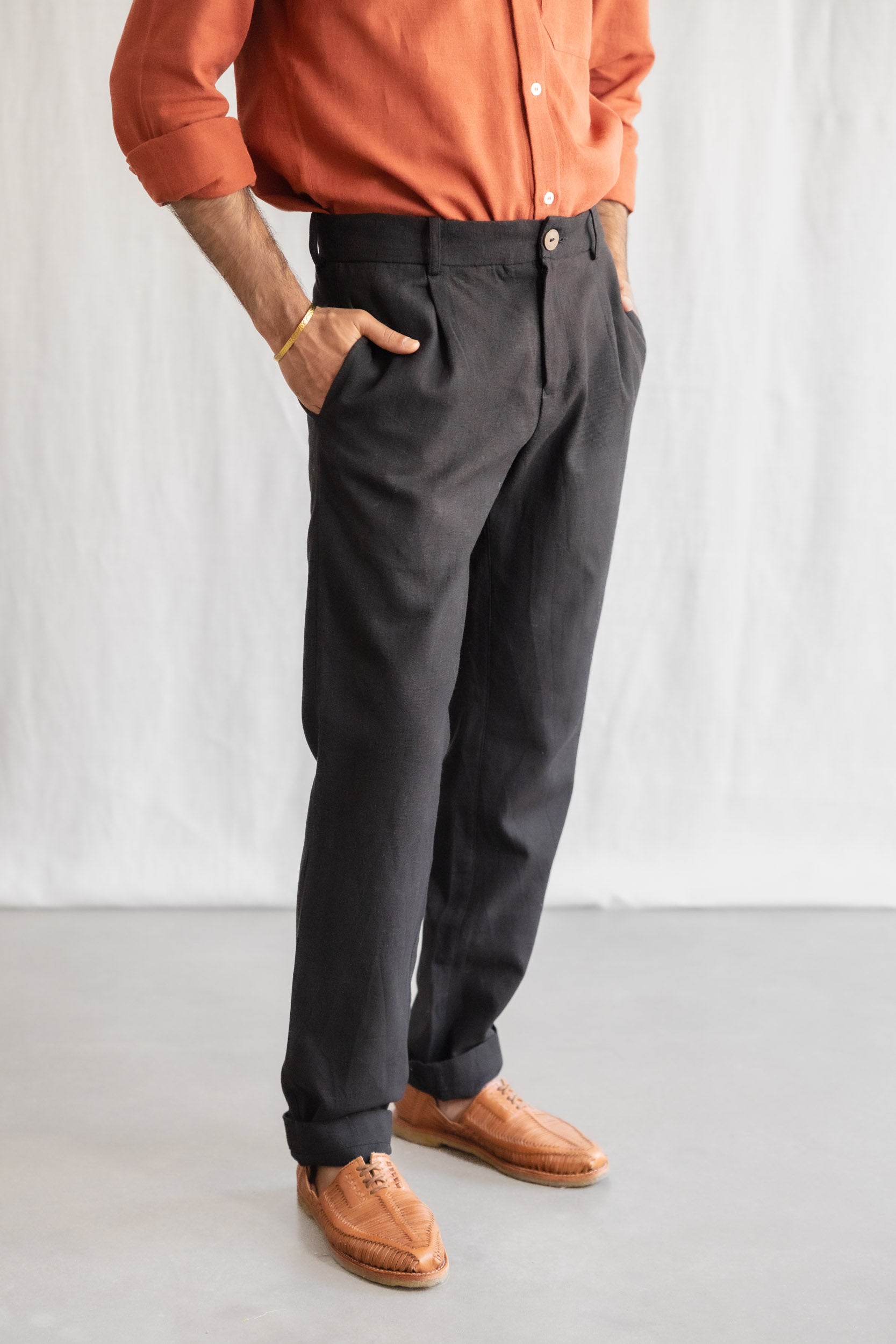Organic cotton pants Harinder Black