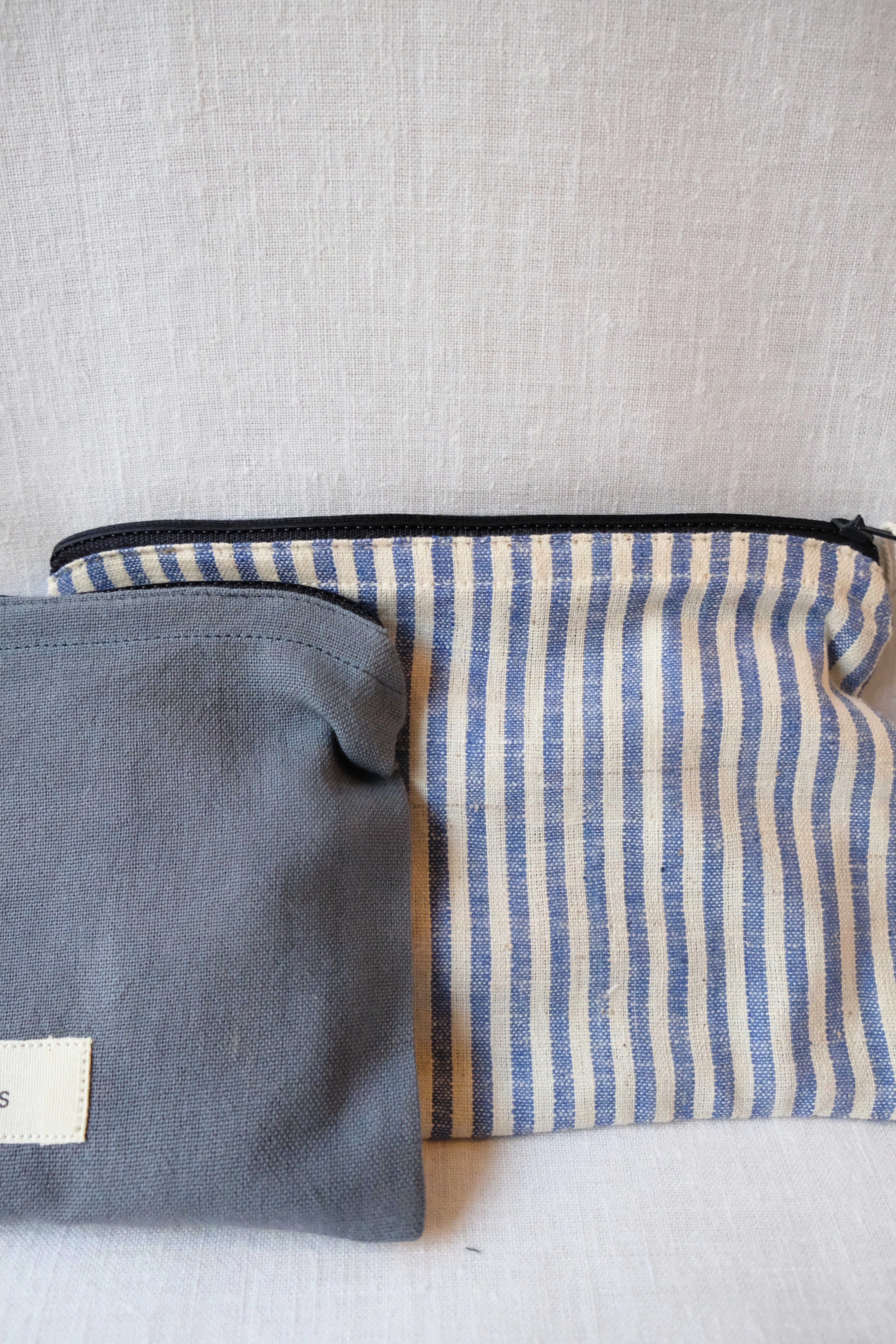 Cotton pouch Thanjavur Blue/Striped