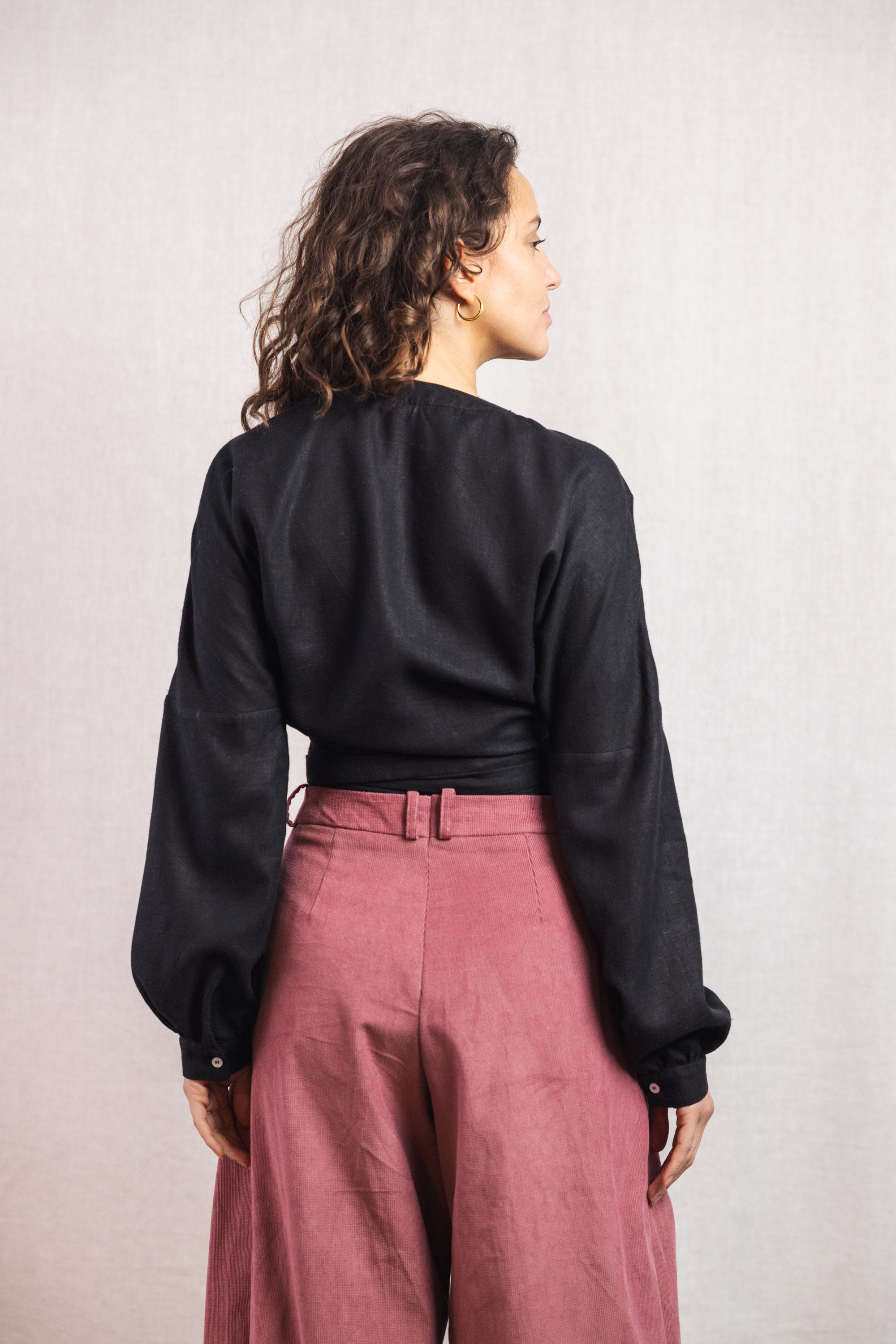 Organic cotton wrap blouse Harita Black