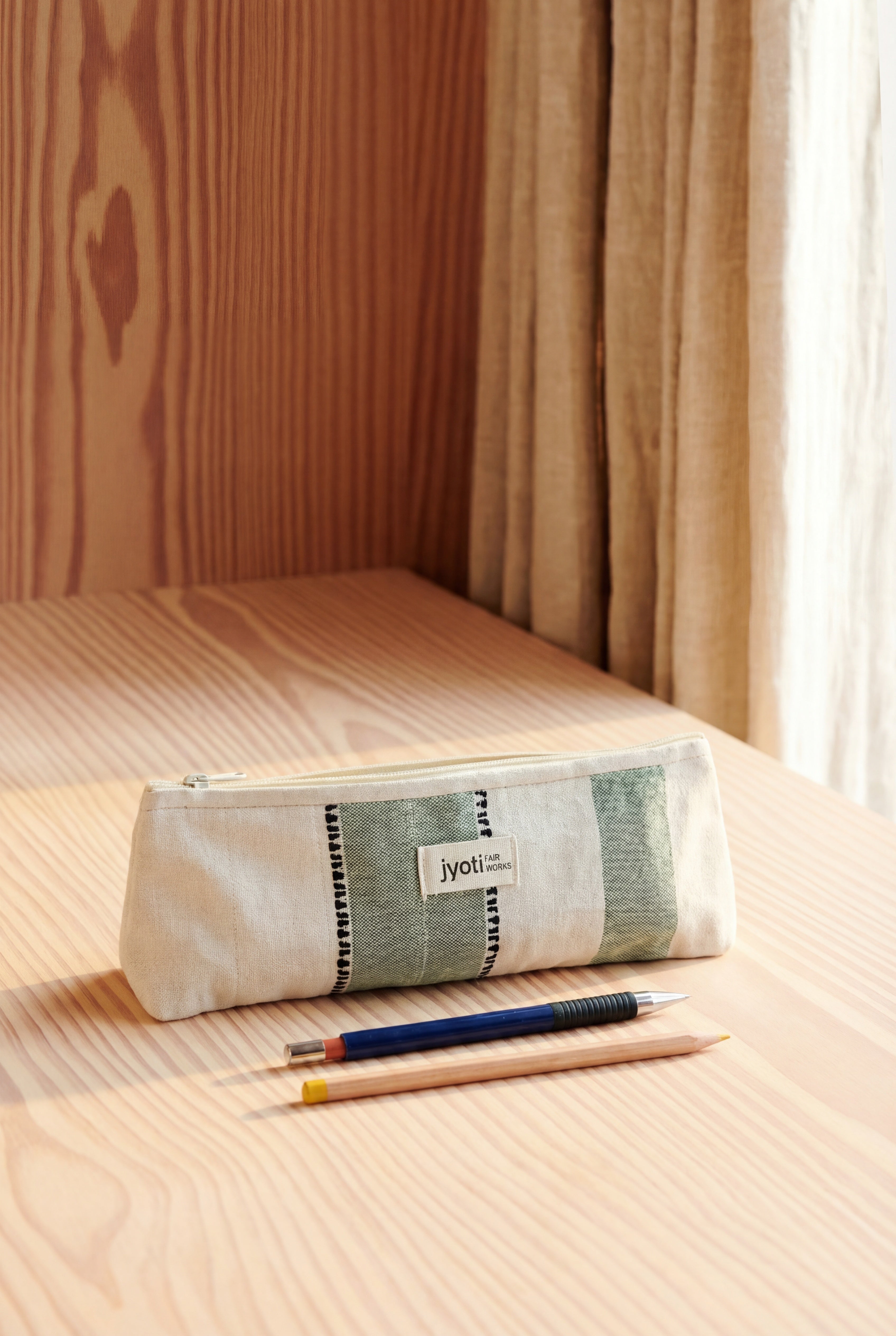 Baumwoll Federmäppchen Qalamadaan Webmuster Grün