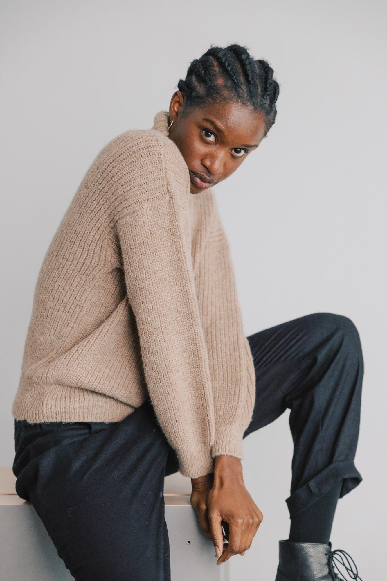 Baby Alpaca Turtleneck Knitted Sweater Suave Sand