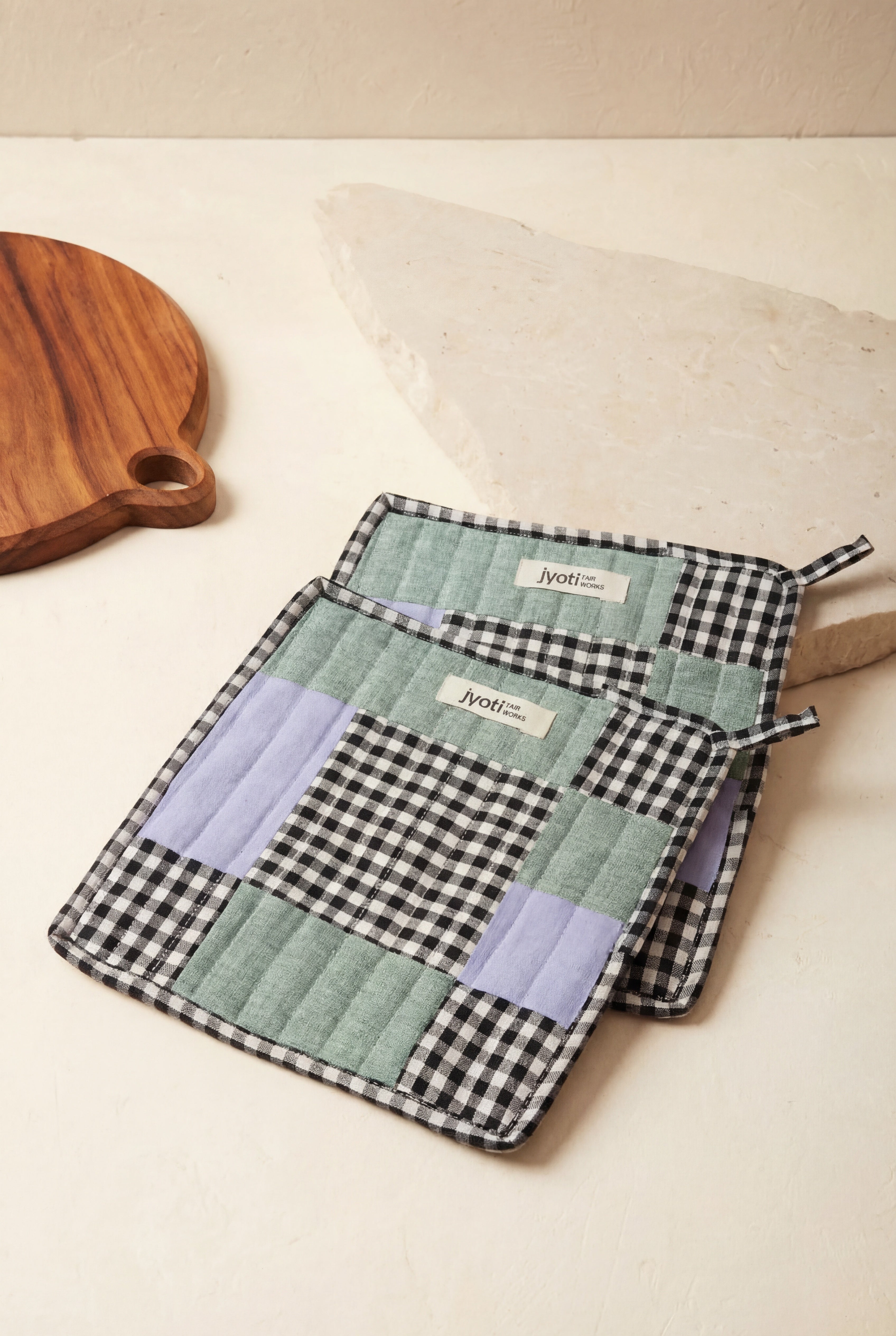 Patchwork potholders Ovan Checks