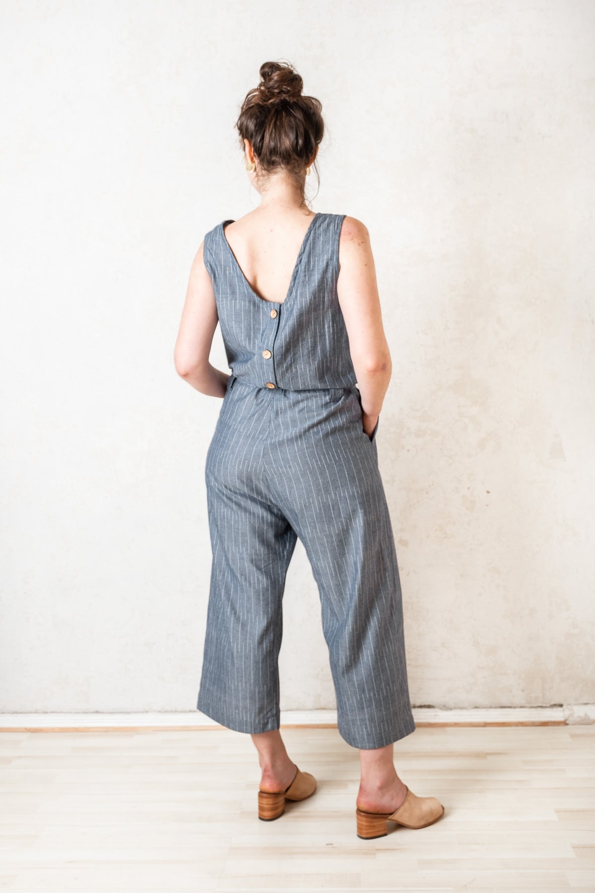 Bio-Baumwoll Jumpsuit Jalina Nadelstreifen Blau