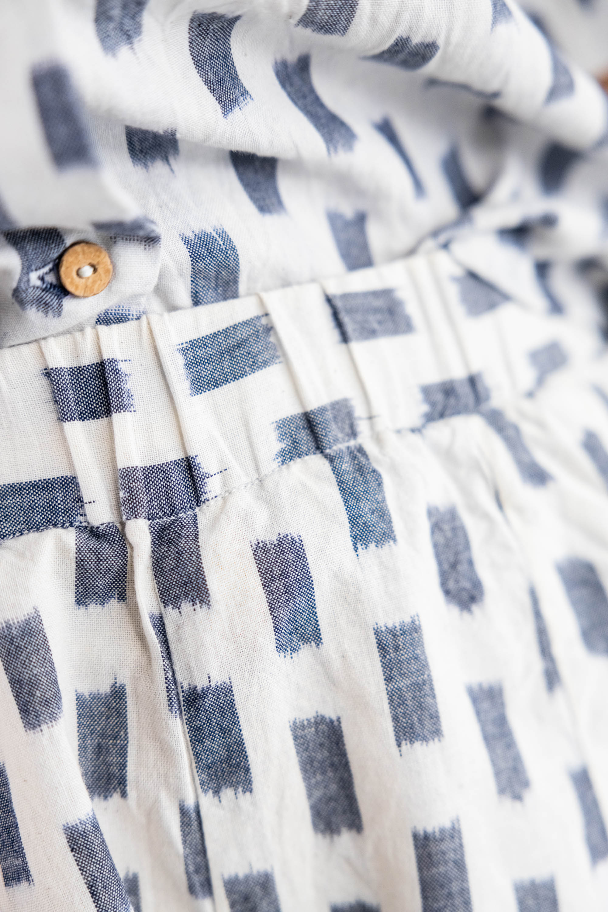 Organic Cotton Shorts Sitara Ikat White
