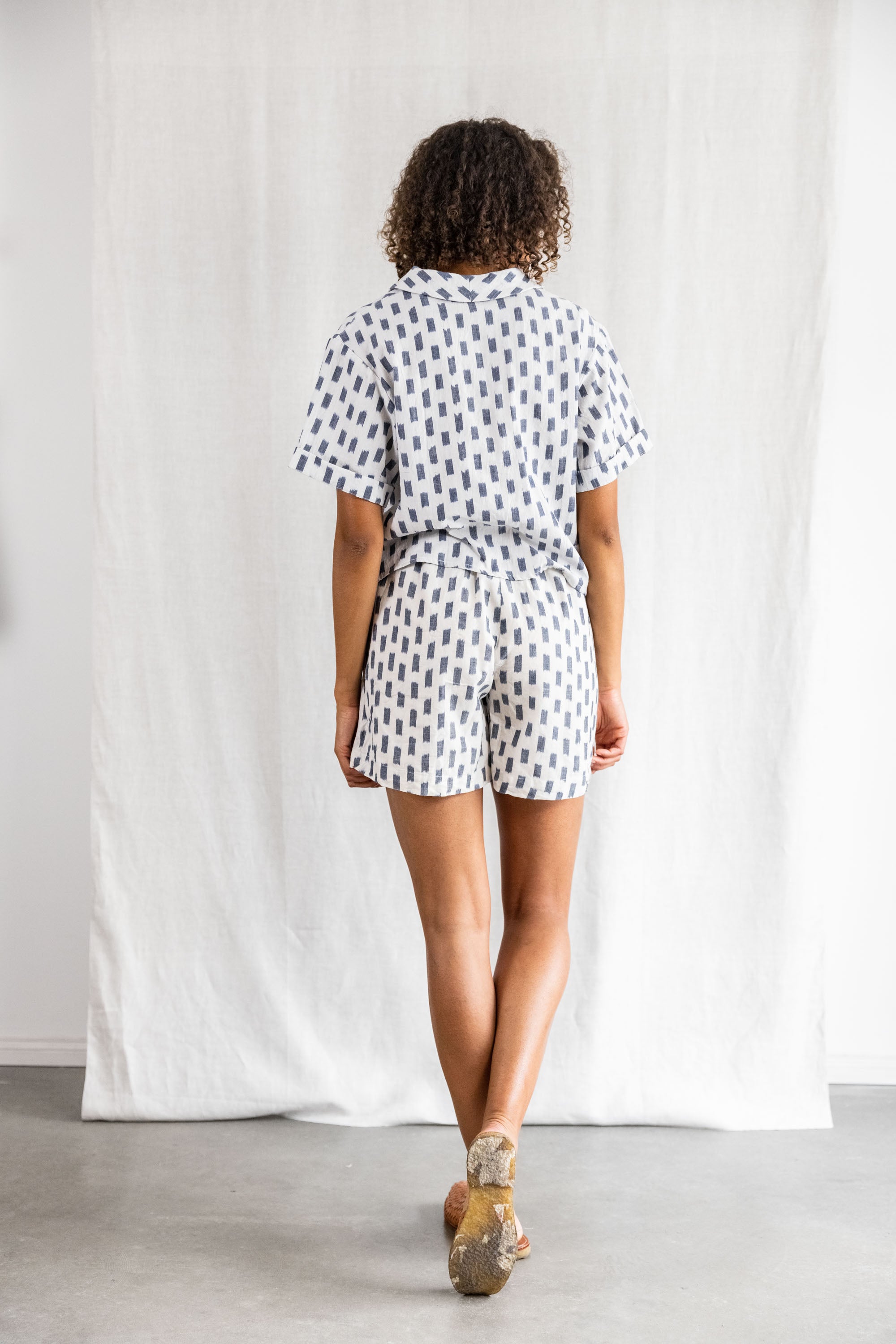 Bio-Baumwoll Shorts Sitaar Ikat Weiß