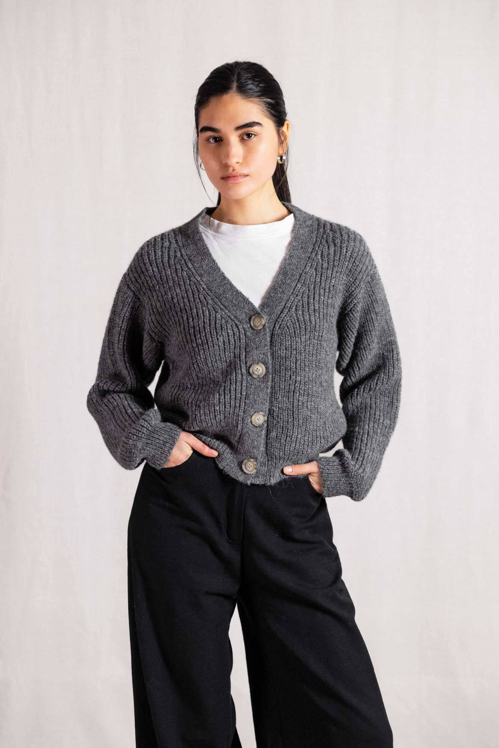Baby-Alpaka Strickcardigan Aipena Dunkelgrau