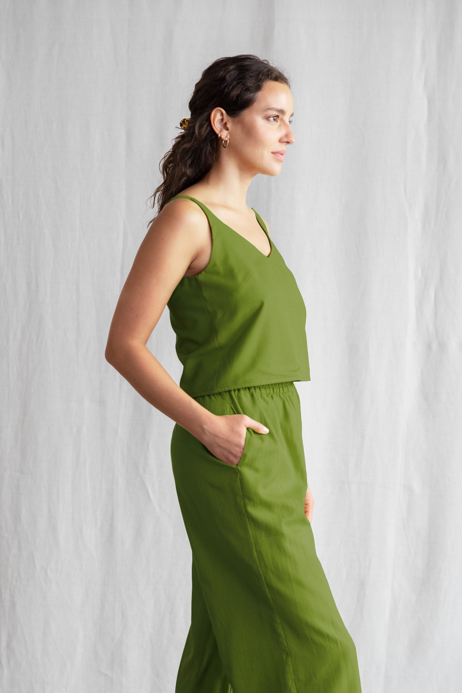 Bio-Baumwoll Croptop Iyani Basilikum